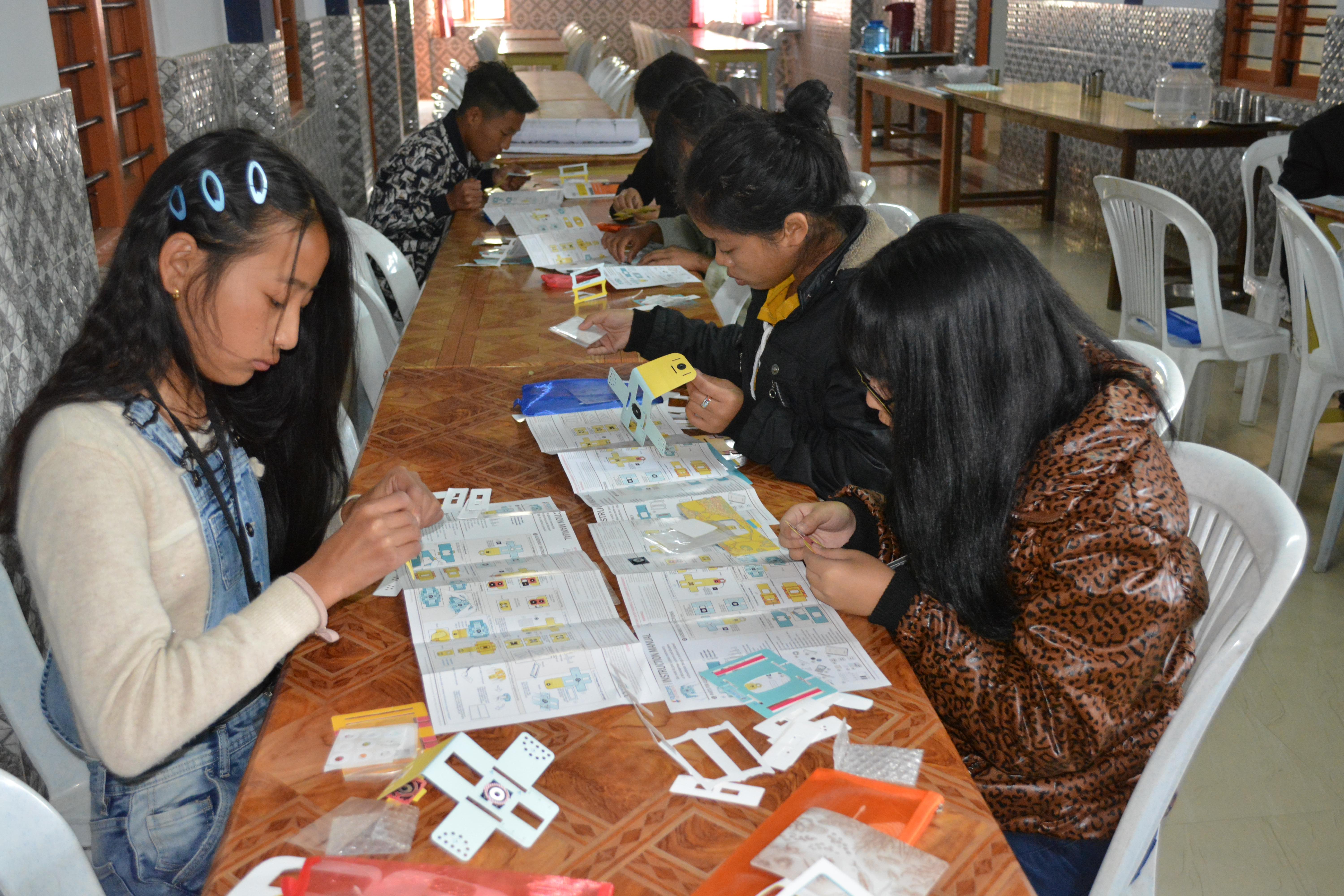 foldscope_activity.jpg